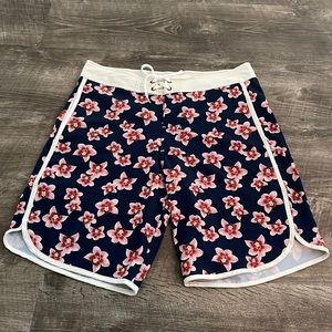 Acacia mens shorts size 32